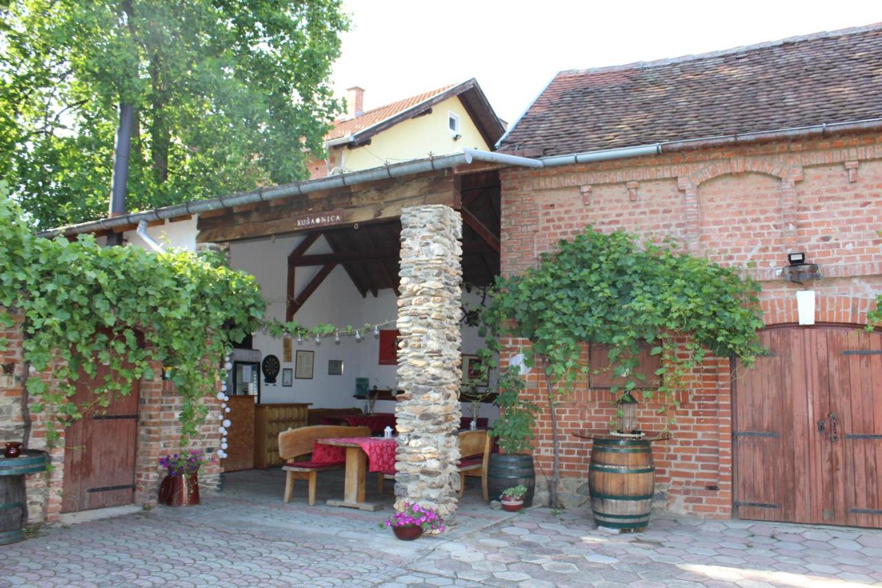 Wellness B&B Winery Sontacchi Kutjevo Exterior photo